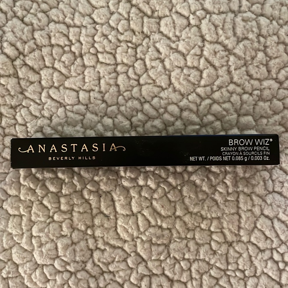 Anastasia Beverly Hills Brow Wiz in Dark Brown